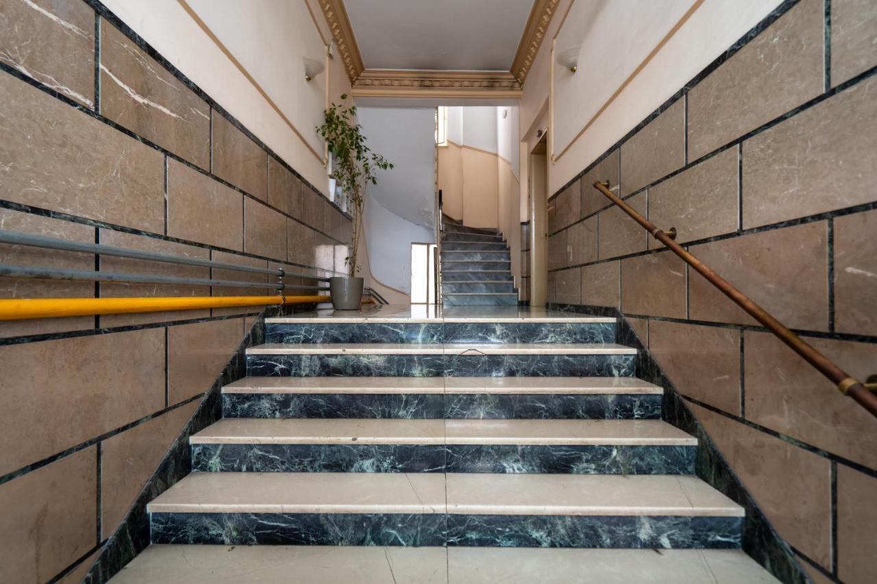 Classy Apartment In Koukaki, Walk To Metro & Acropolis Athene Buitenkant foto
